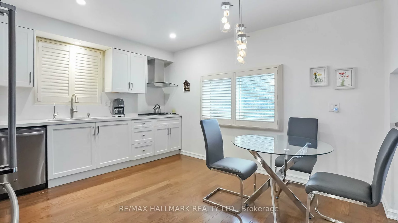 22, Avondale, Aurora Village, Aurora