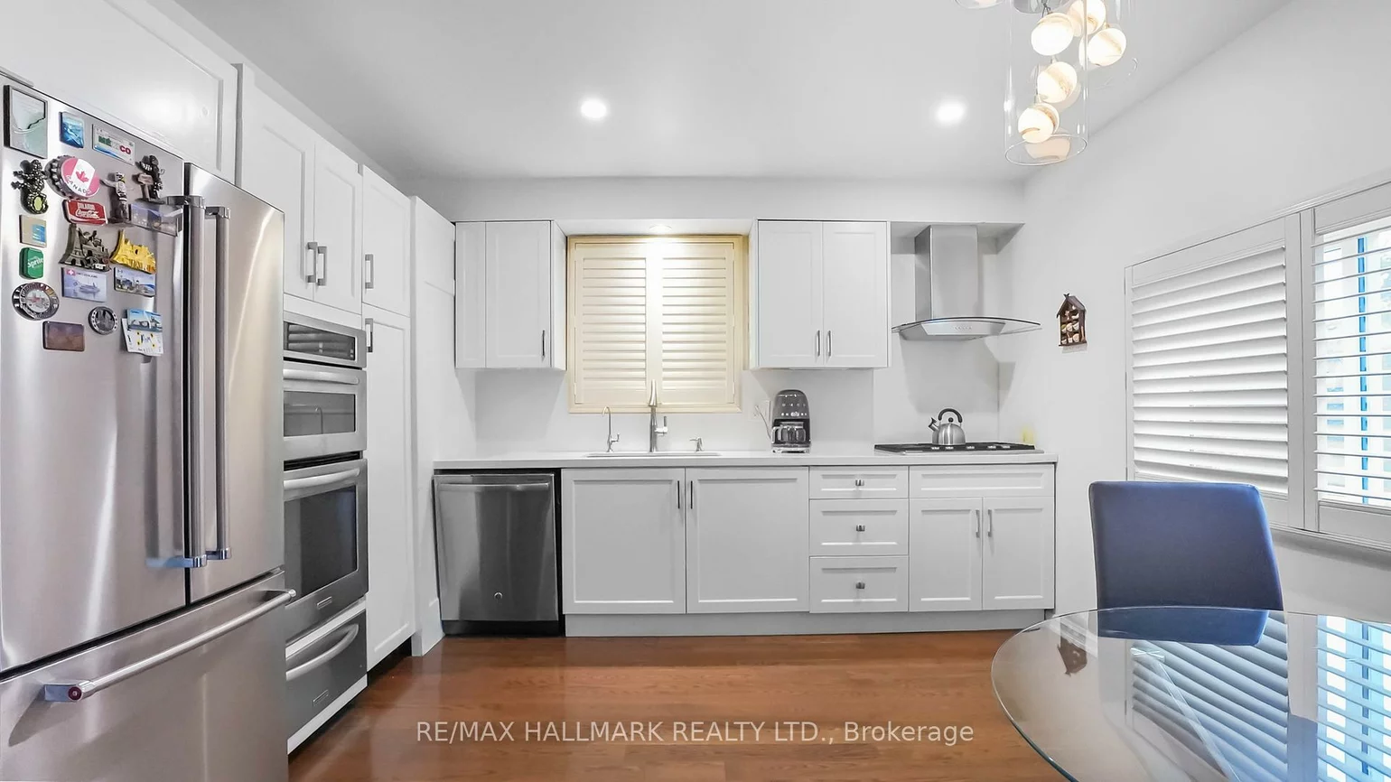 22, Avondale, Aurora Village, Aurora