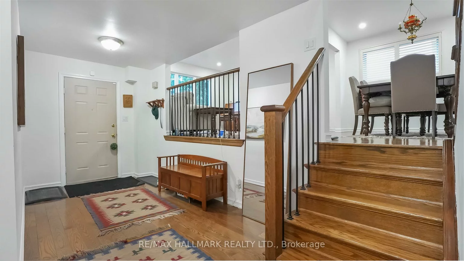 22, Avondale, Aurora Village, Aurora