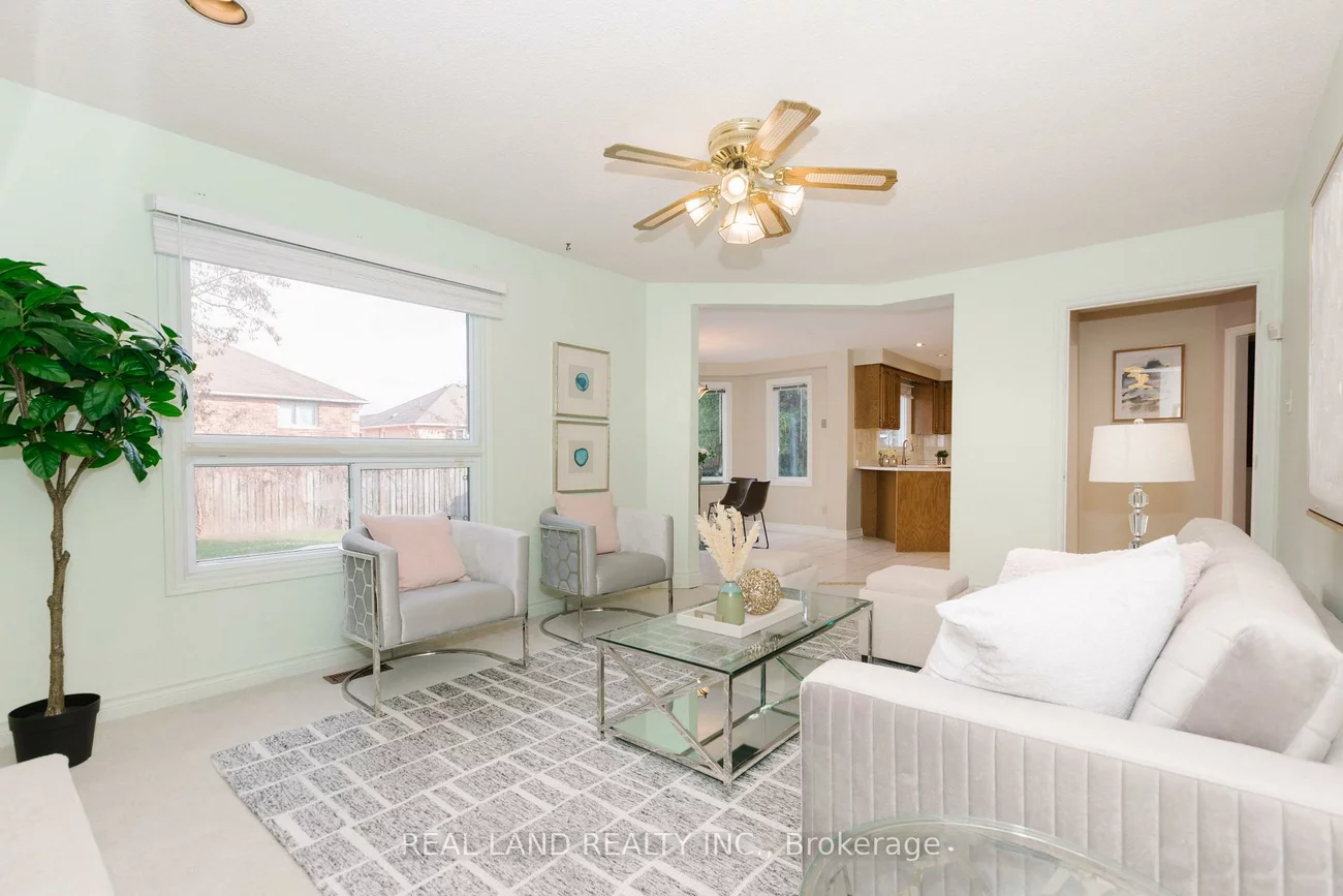 6, Mcgee, Aurora Highlands, Aurora