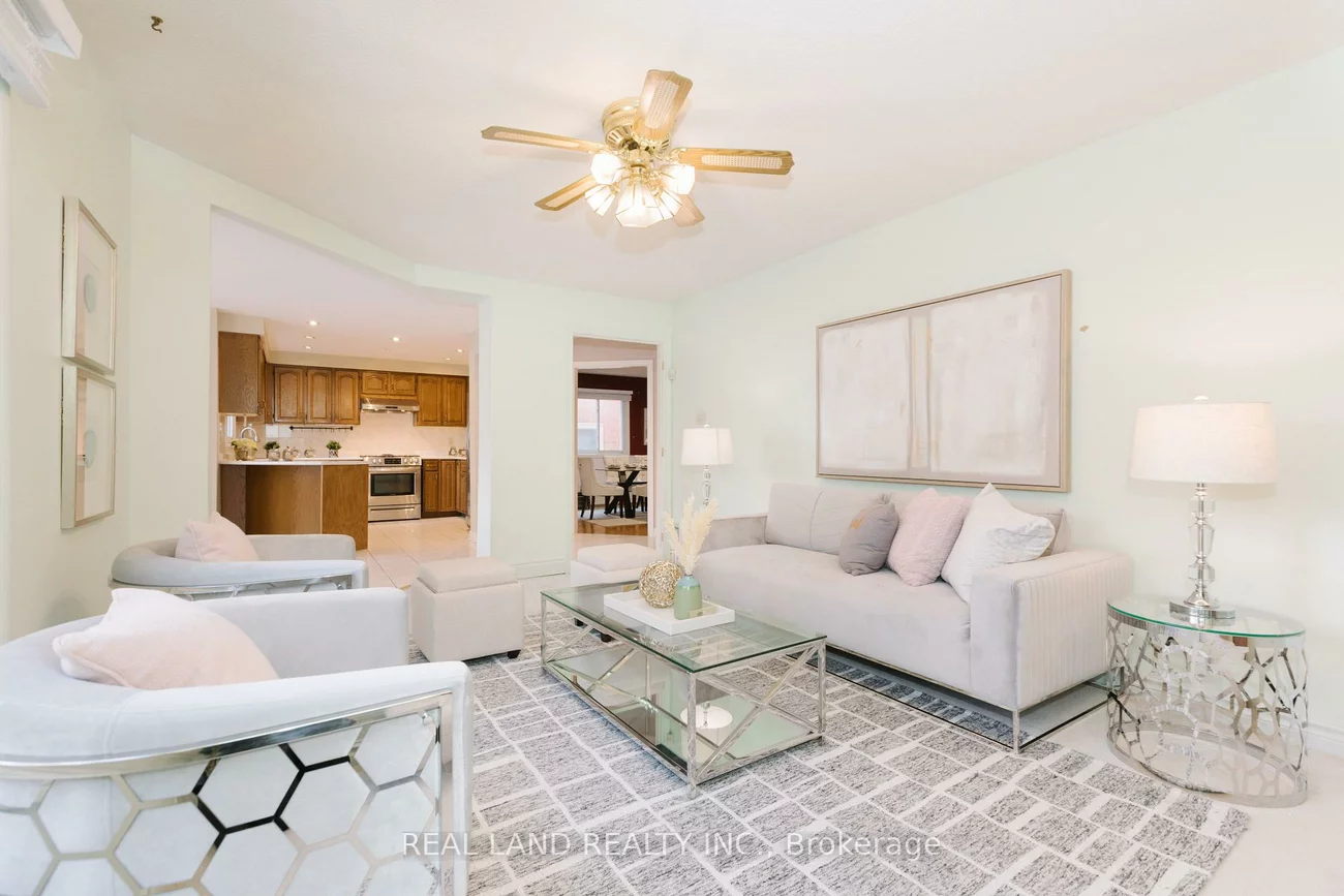 6, Mcgee, Aurora Highlands, Aurora