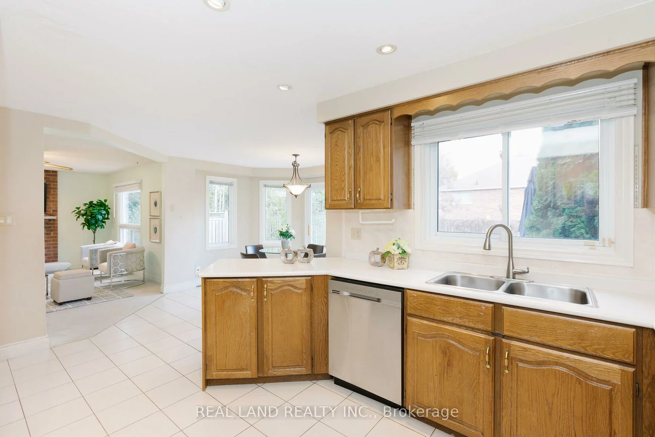 6, Mcgee, Aurora Highlands, Aurora