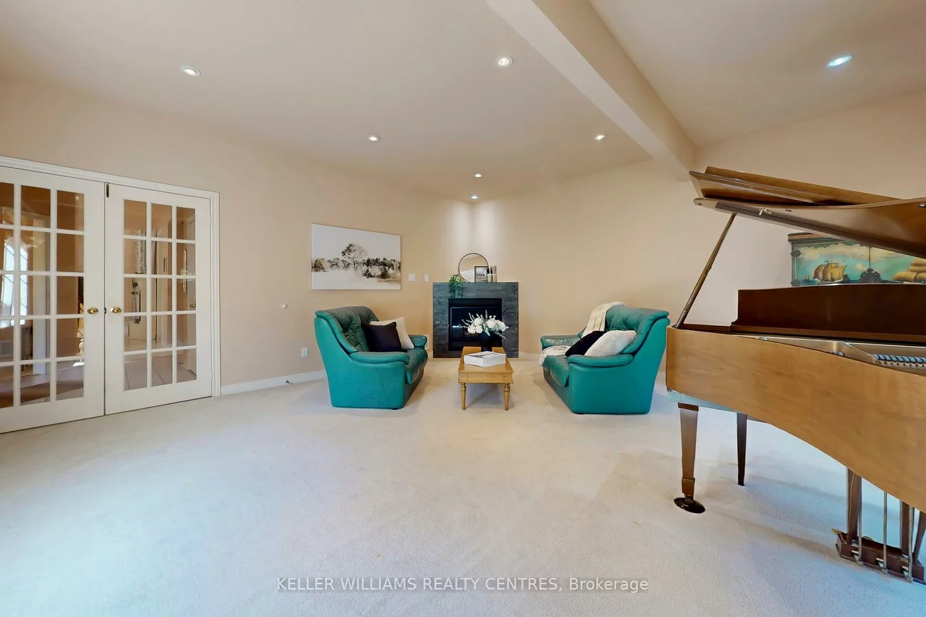 19, Stemmle, Aurora Highlands, Aurora