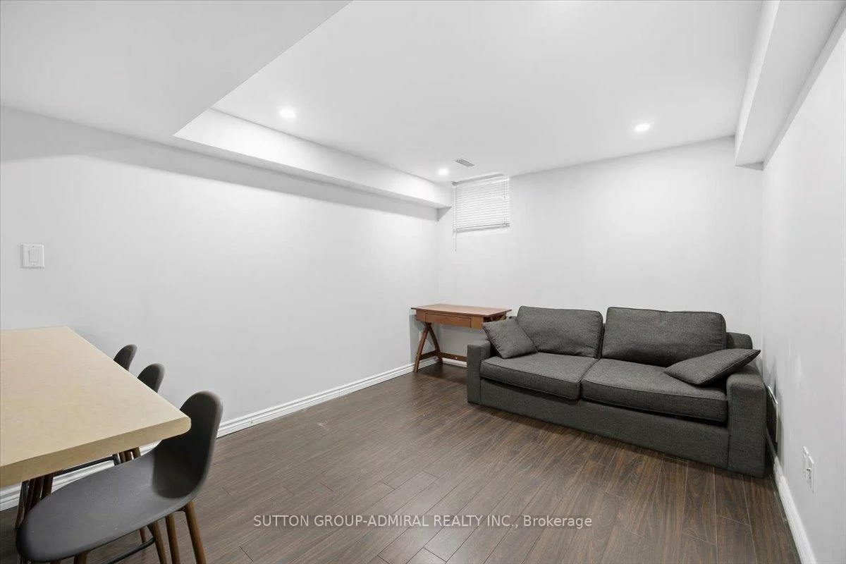 10, Usherwood, Bayview Northeast, Aurora