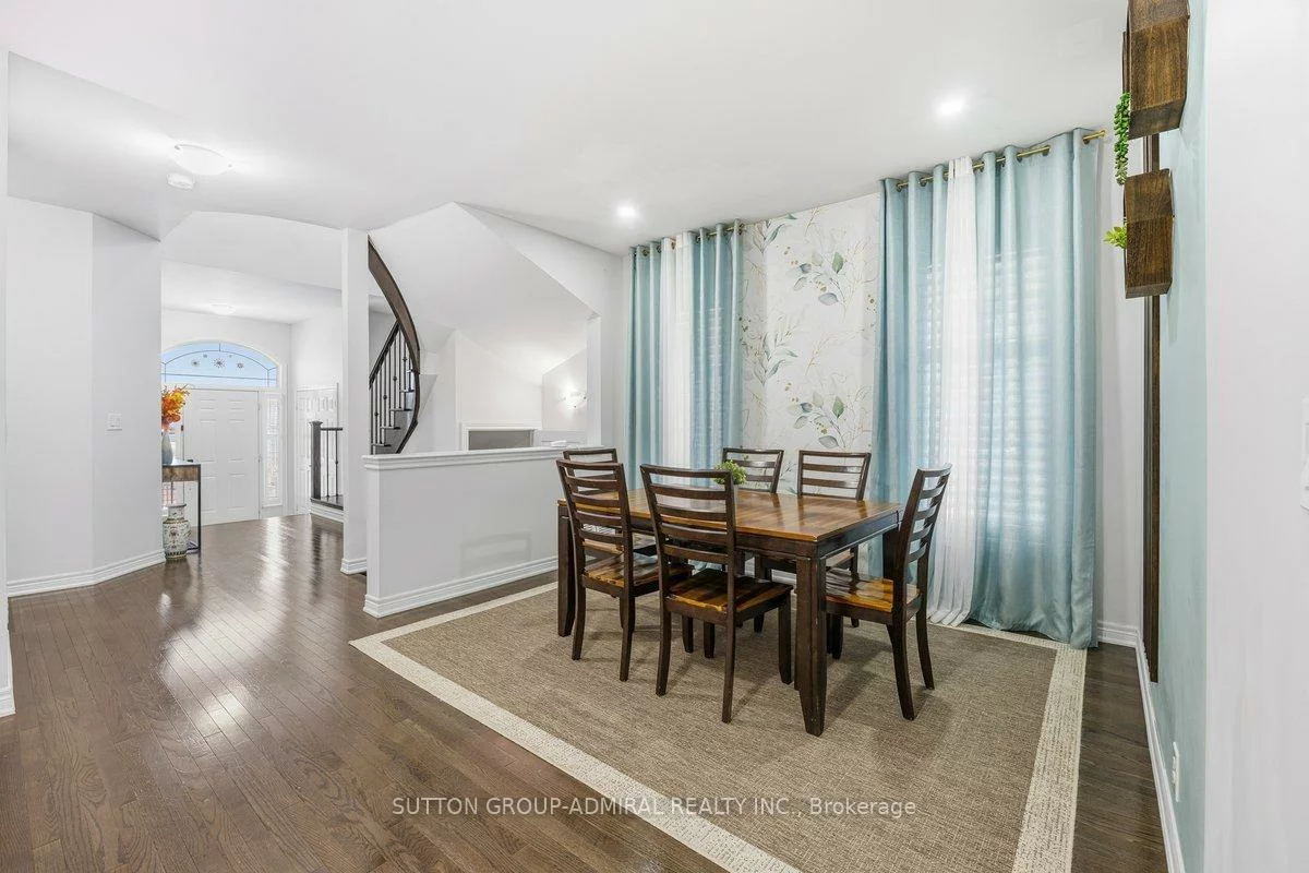 10, Usherwood, Bayview Northeast, Aurora