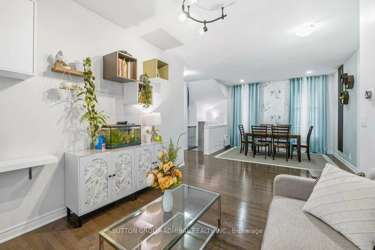 10, Usherwood, Bayview Northeast, Aurora