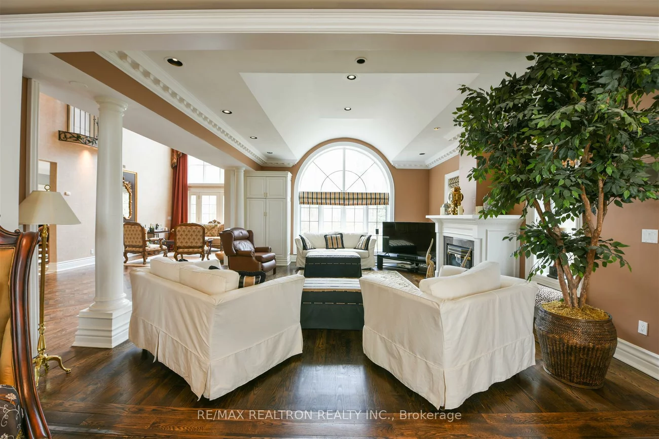 65, Offord, Bayview Southeast, Aurora