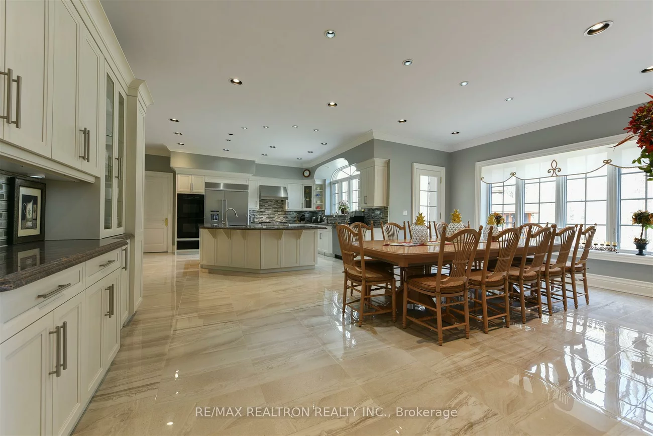 65, Offord, Bayview Southeast, Aurora