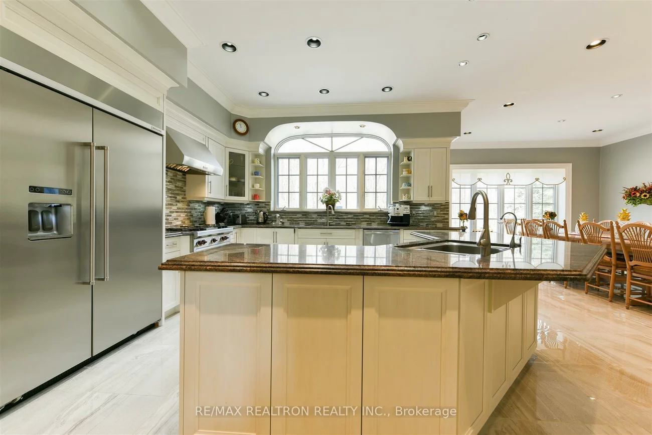 65, Offord, Bayview Southeast, Aurora