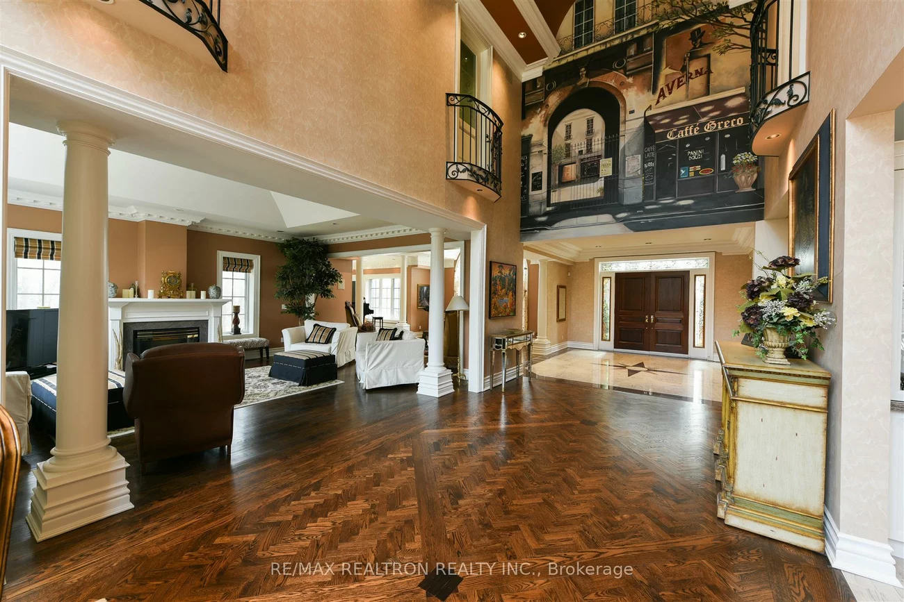 65, Offord, Bayview Southeast, Aurora