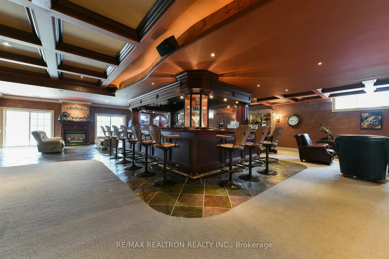 65, Offord, Bayview Southeast, Aurora