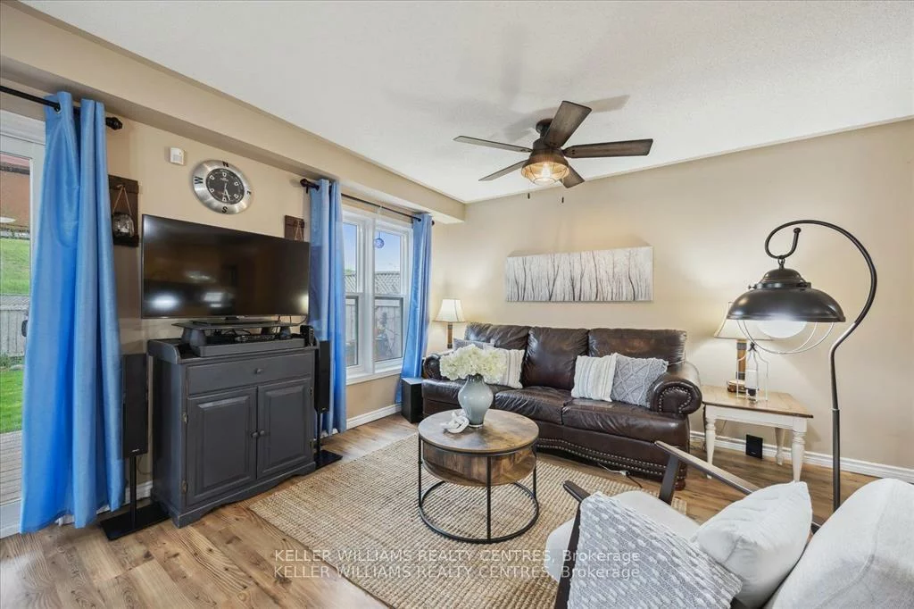 11, Snedden, Bayview Wellington, Aurora