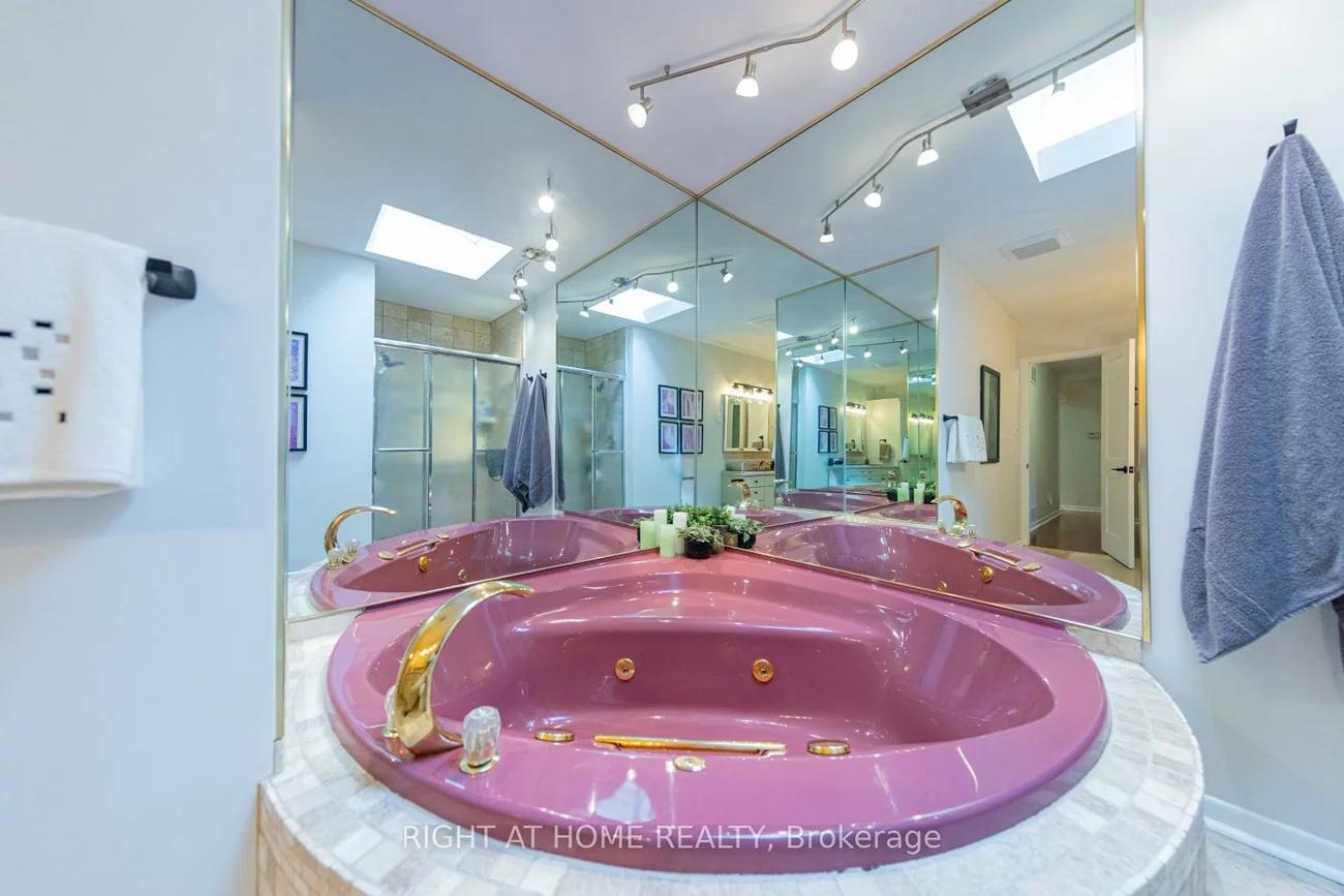 27, Bigwin, Aurora Heights, Aurora