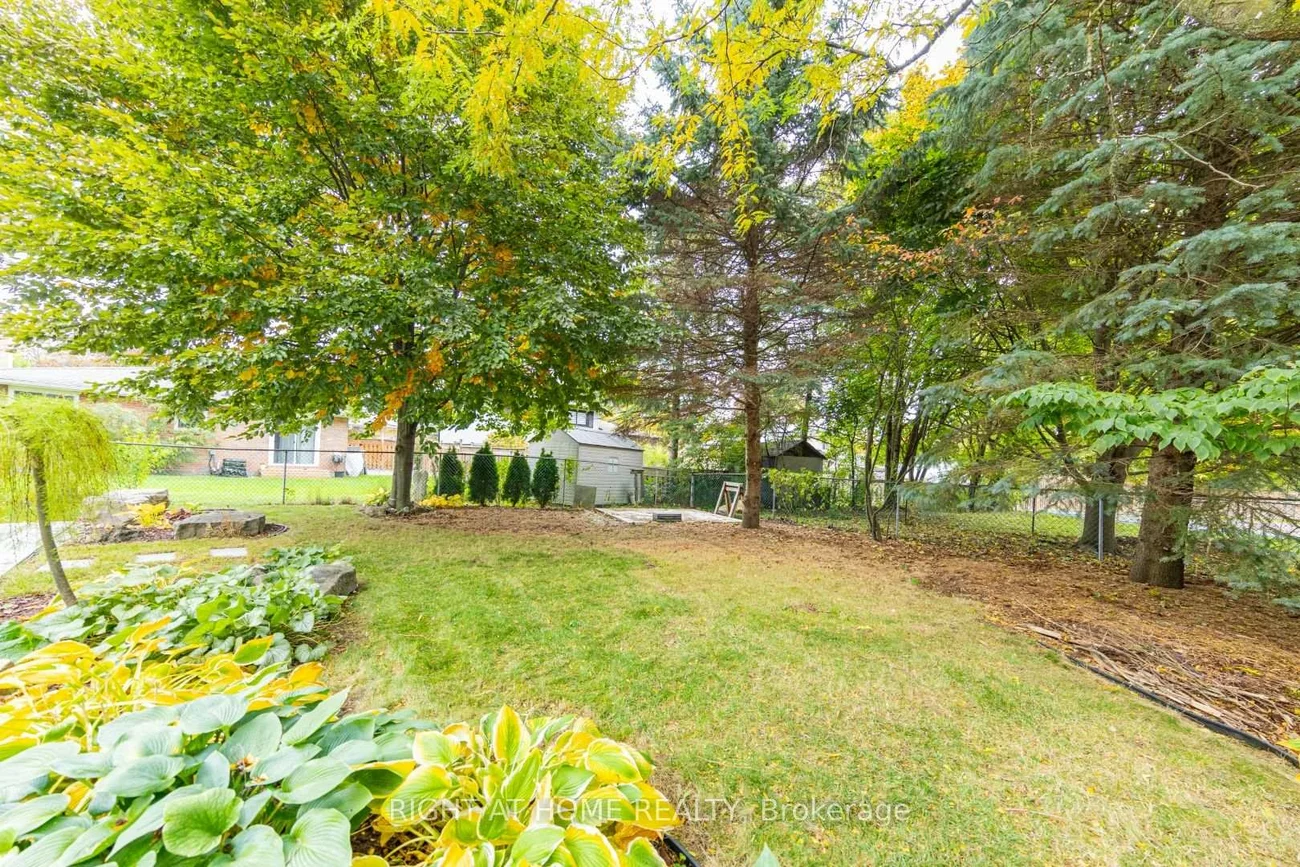 27, Bigwin, Aurora Heights, Aurora