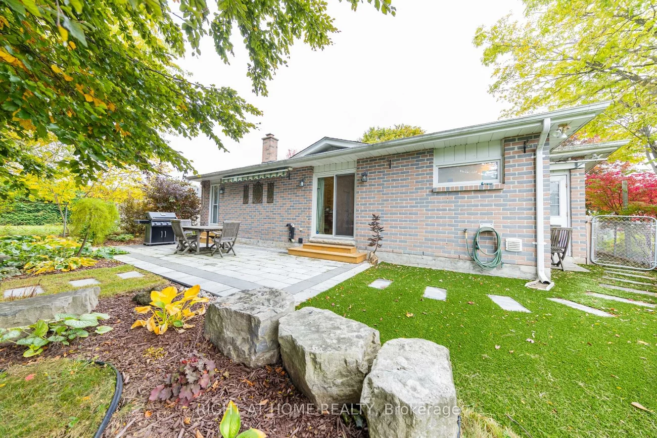 27, Bigwin, Aurora Heights, Aurora