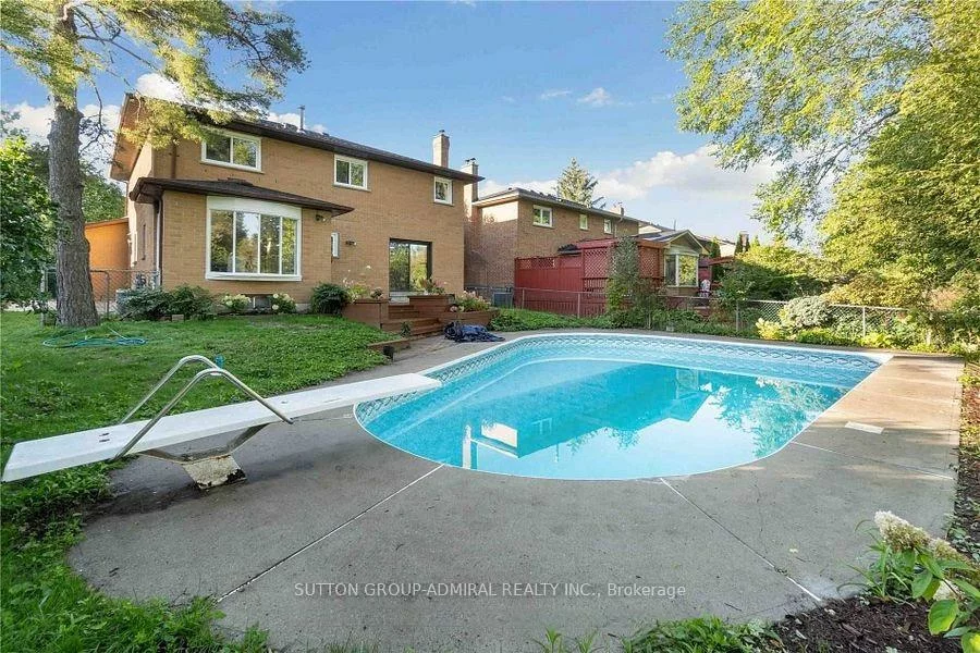 98, Golf Links, Aurora Highlands, Aurora