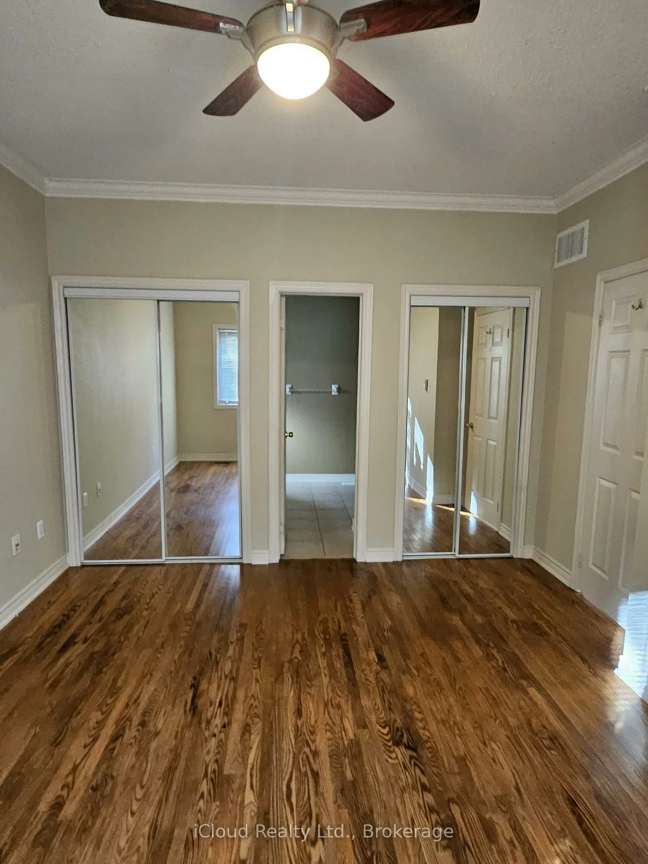 500, Stone, Aurora Grove, Aurora