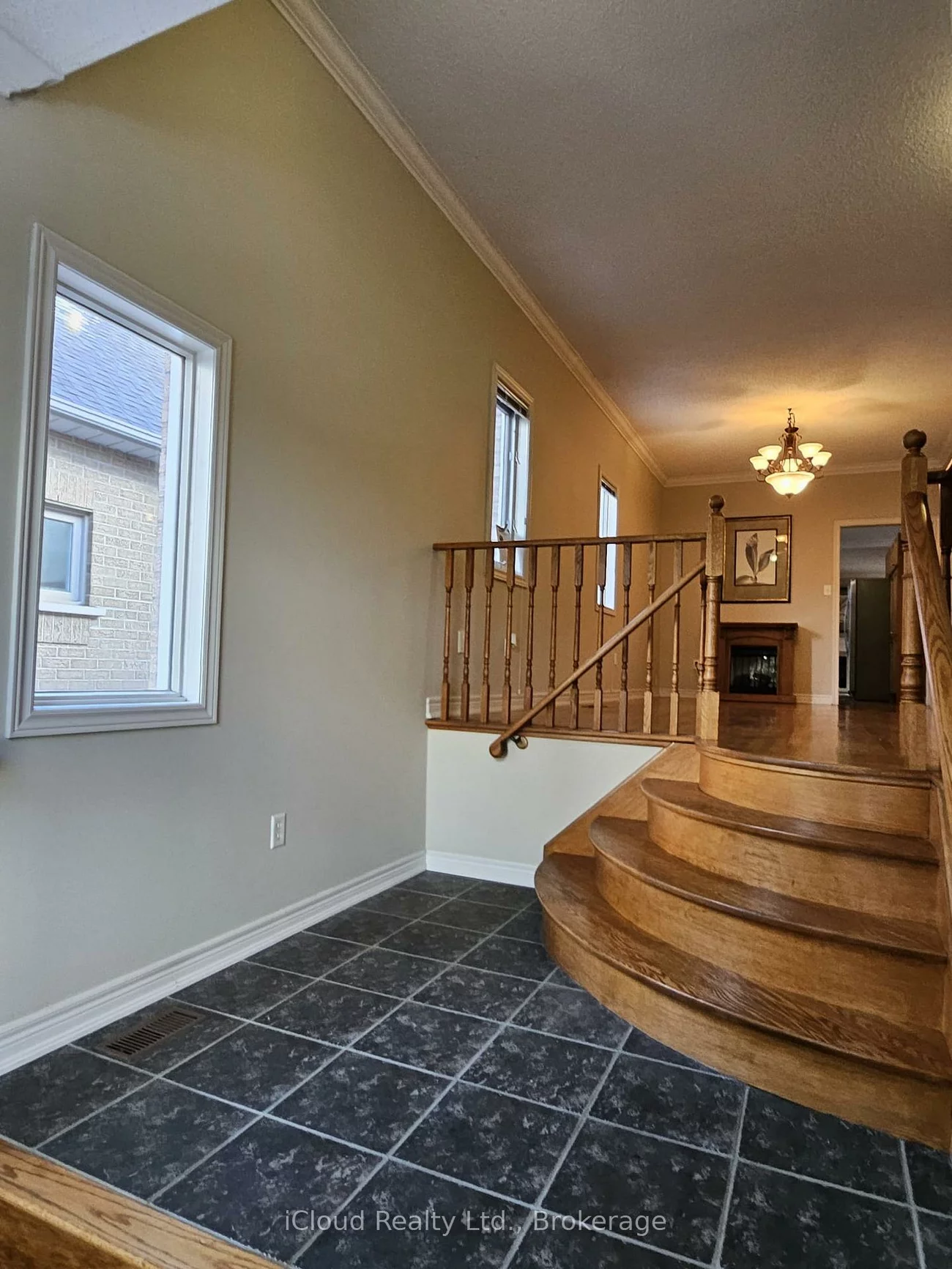 500, Stone, Aurora Grove, Aurora