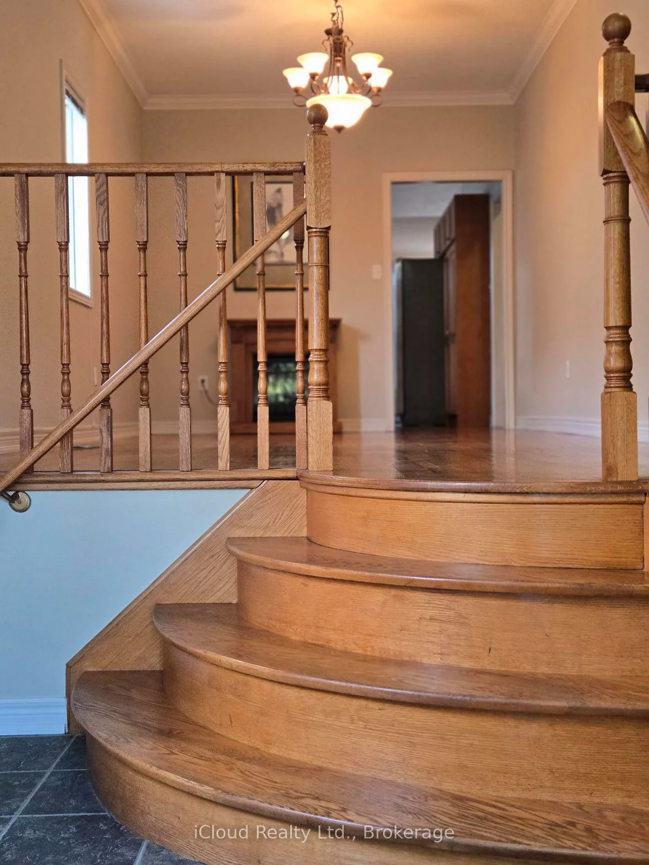 500, Stone, Aurora Grove, Aurora