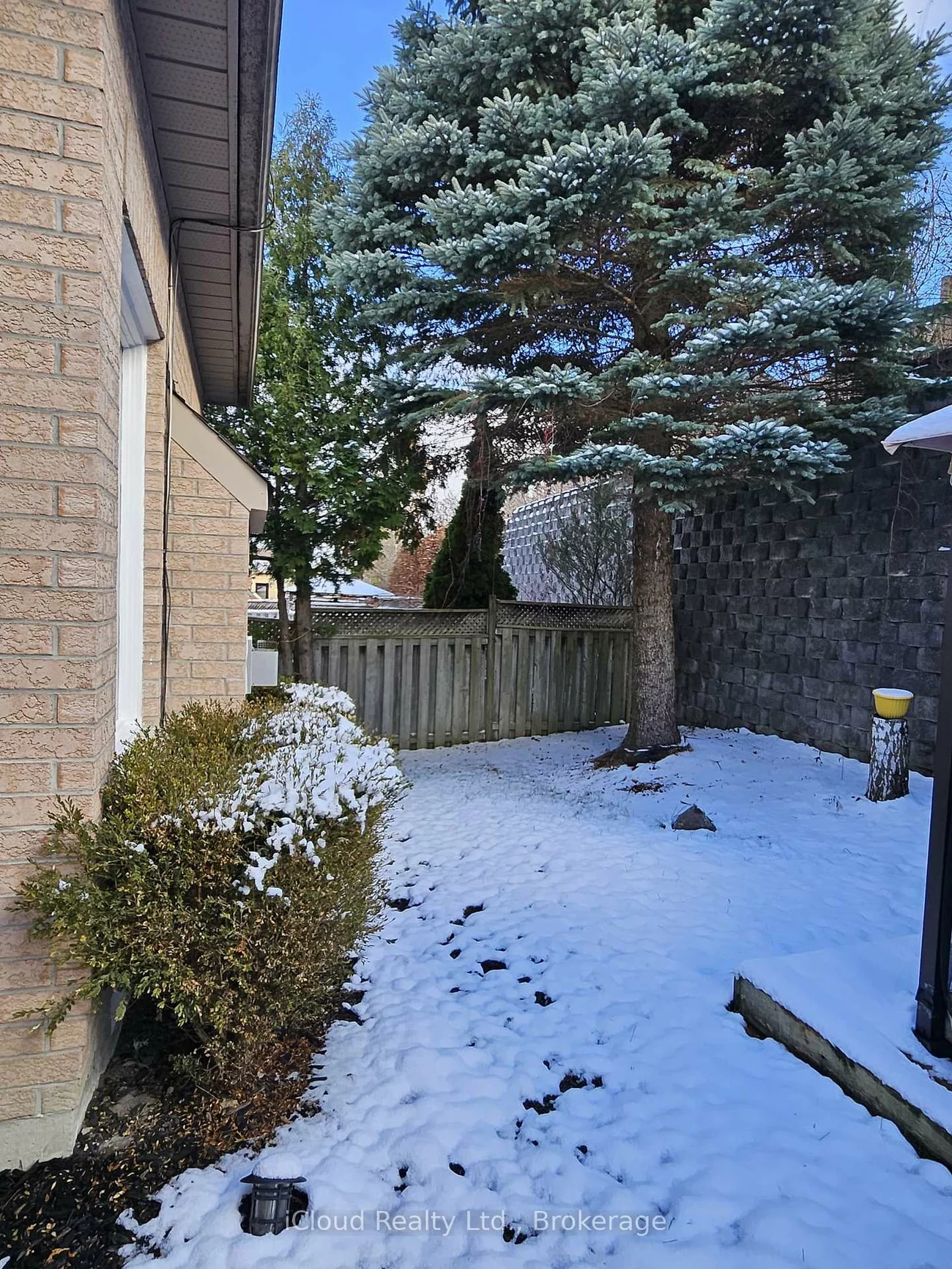 500, Stone, Aurora Grove, Aurora