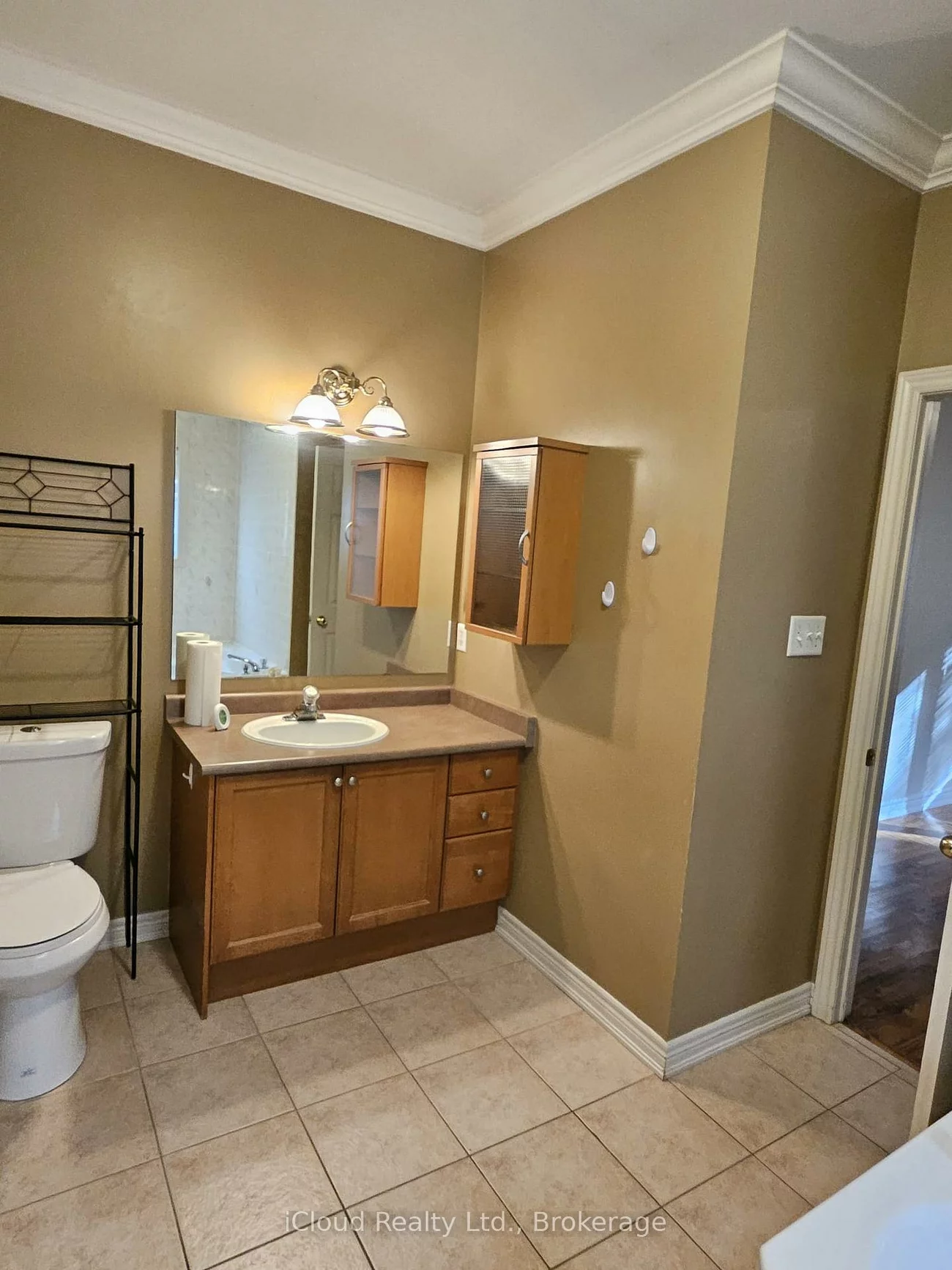 500, Stone, Aurora Grove, Aurora