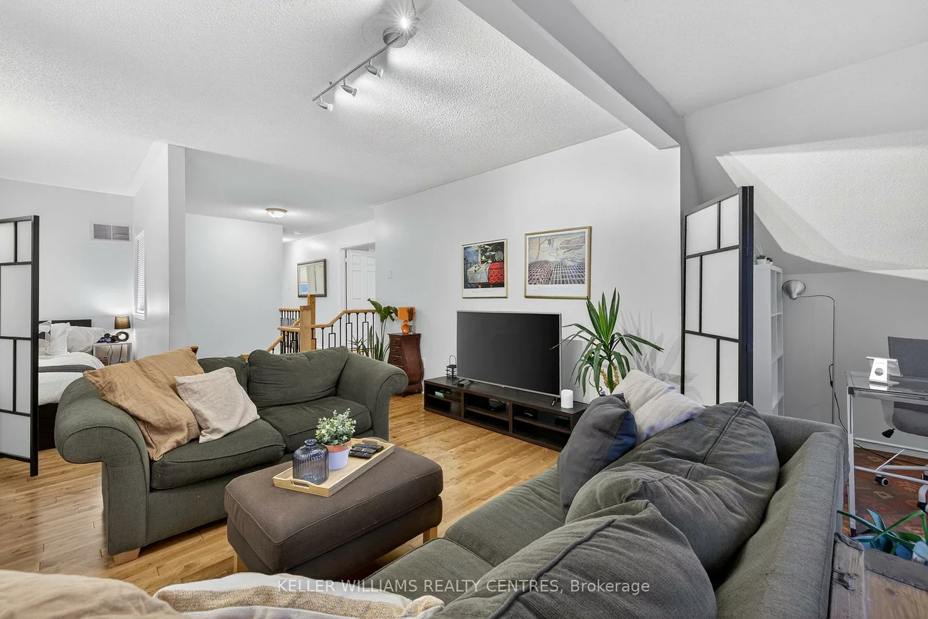 84, Loraview, Aurora Highlands, Aurora