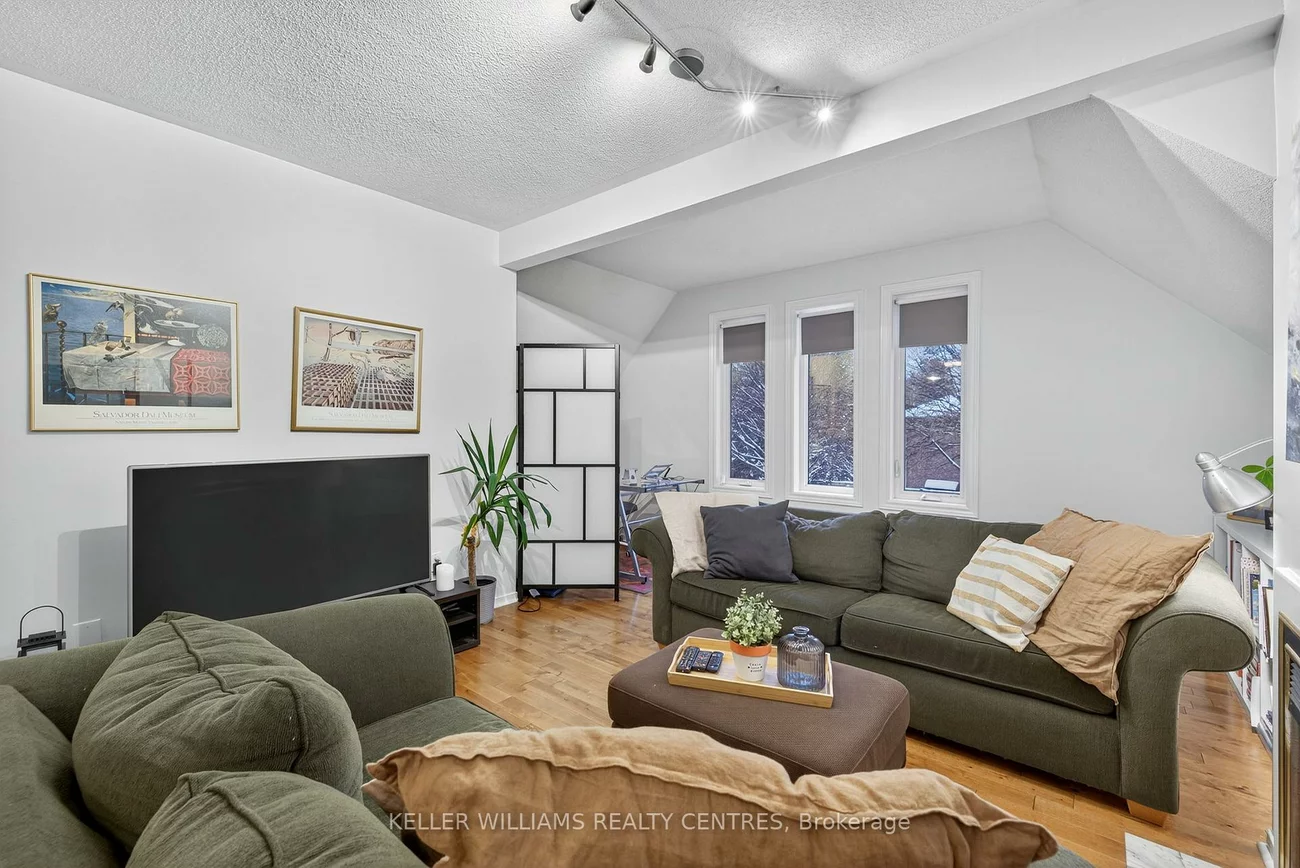 84, Loraview, Aurora Highlands, Aurora