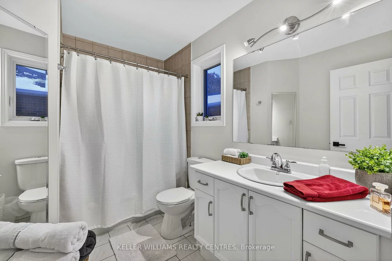 84, Loraview, Aurora Highlands, Aurora