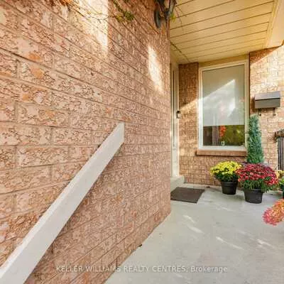 84, Loraview, Aurora Highlands, Aurora