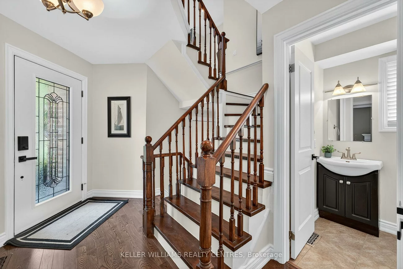 42, Buchanan, Aurora Village, Aurora