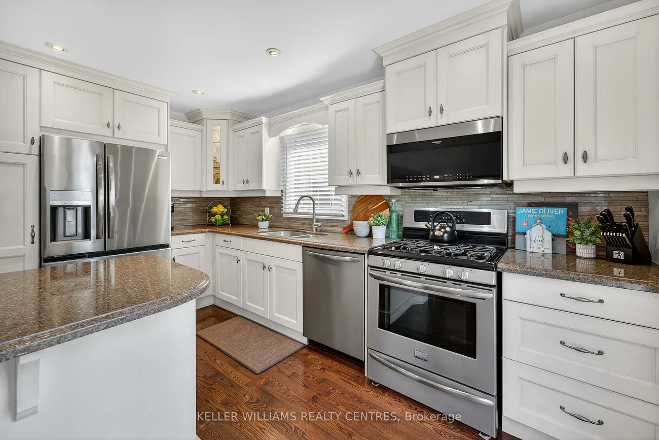 42, Buchanan, Aurora Village, Aurora