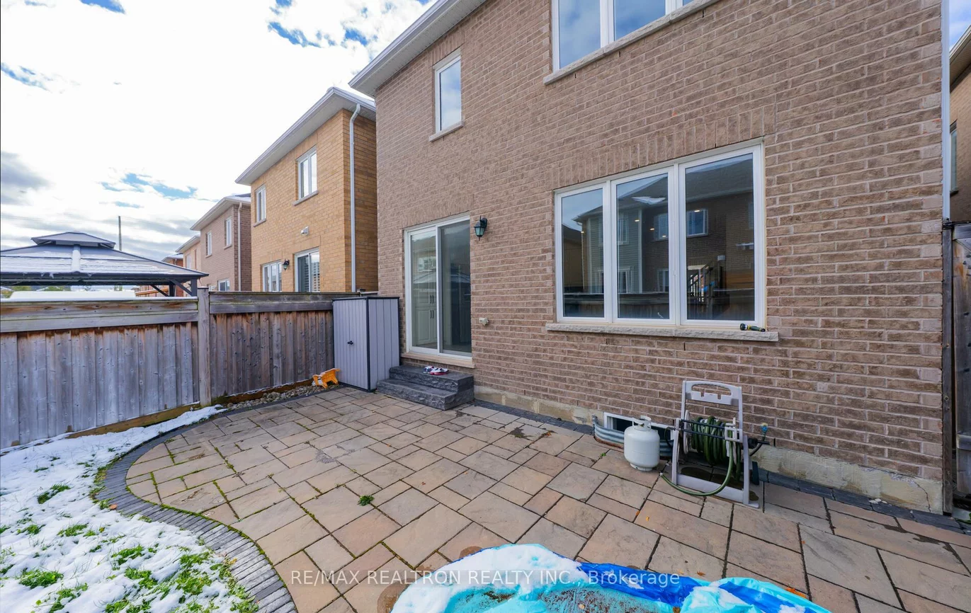 128, Buckle, Rural Aurora, Aurora