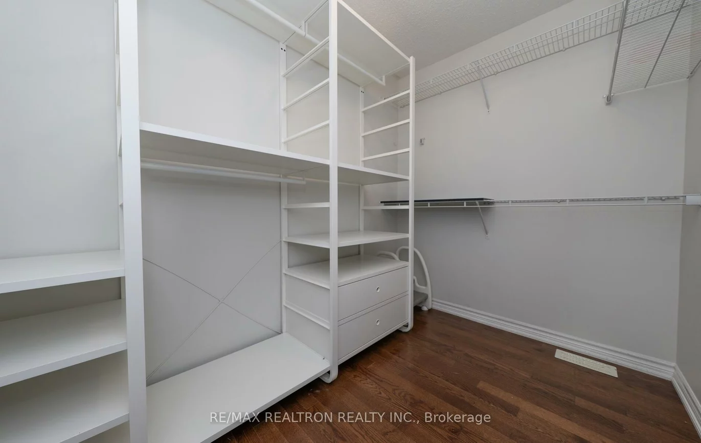 128, Buckle, Rural Aurora, Aurora