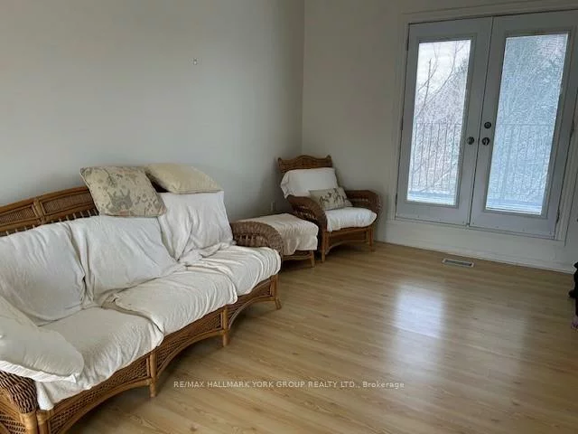 119, John West, Bayview Wellington, Aurora