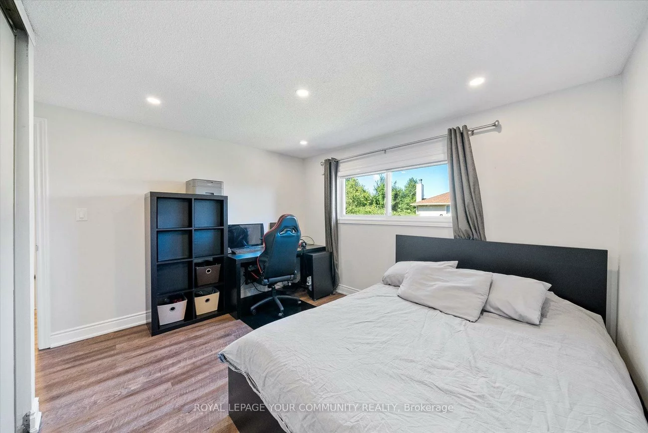 20, Sandusky, Aurora Highlands, Aurora