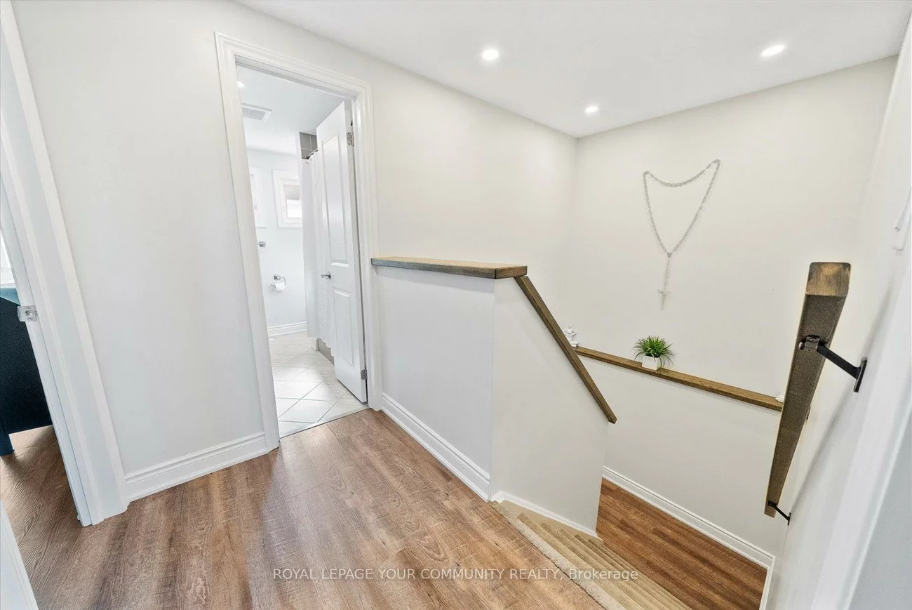 20, Sandusky, Aurora Highlands, Aurora