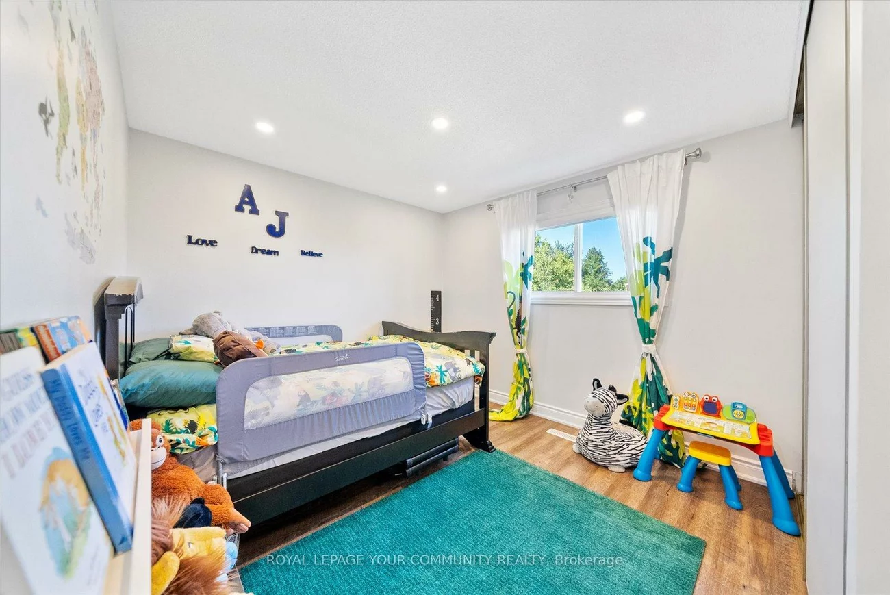 20, Sandusky, Aurora Highlands, Aurora