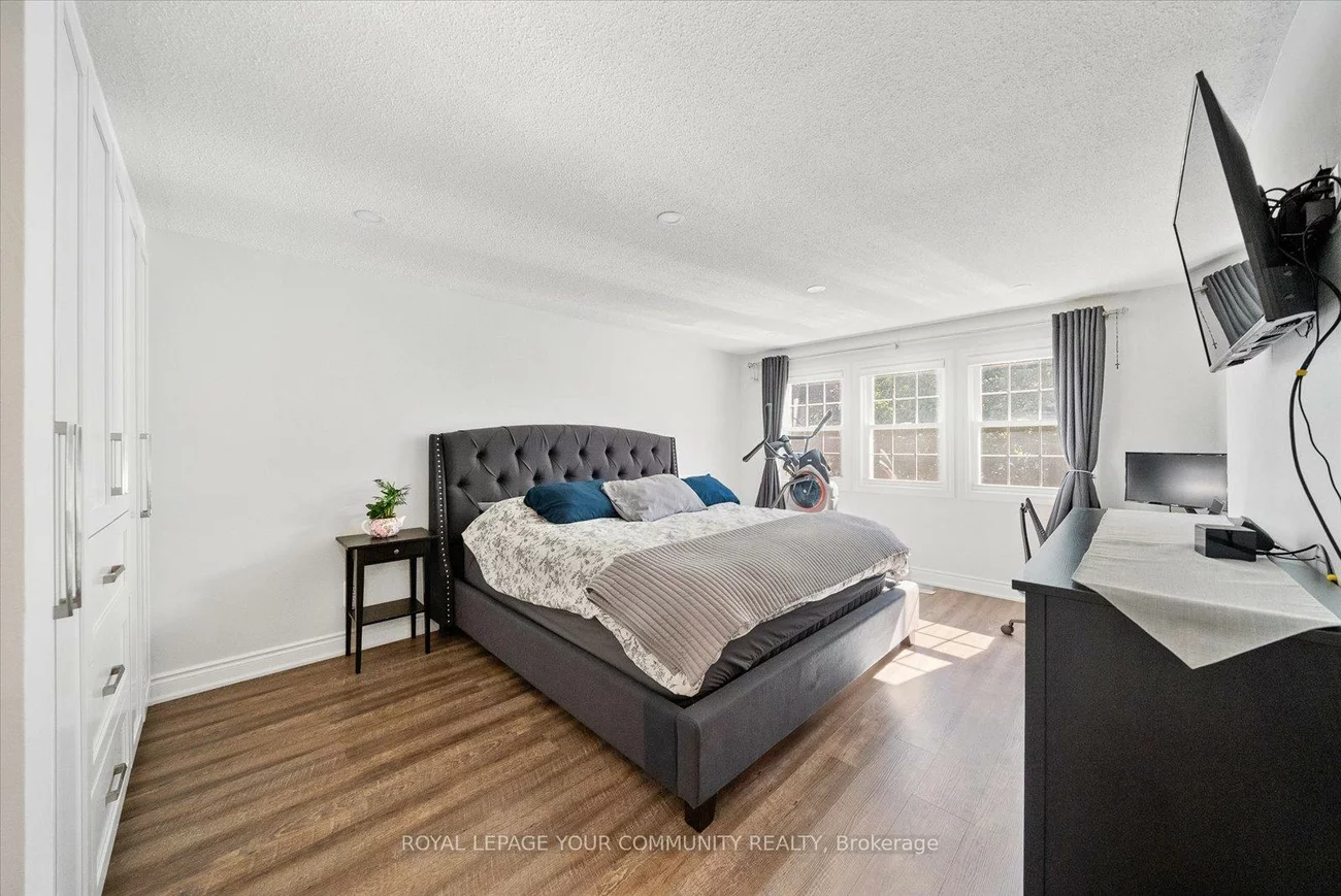 20, Sandusky, Aurora Highlands, Aurora