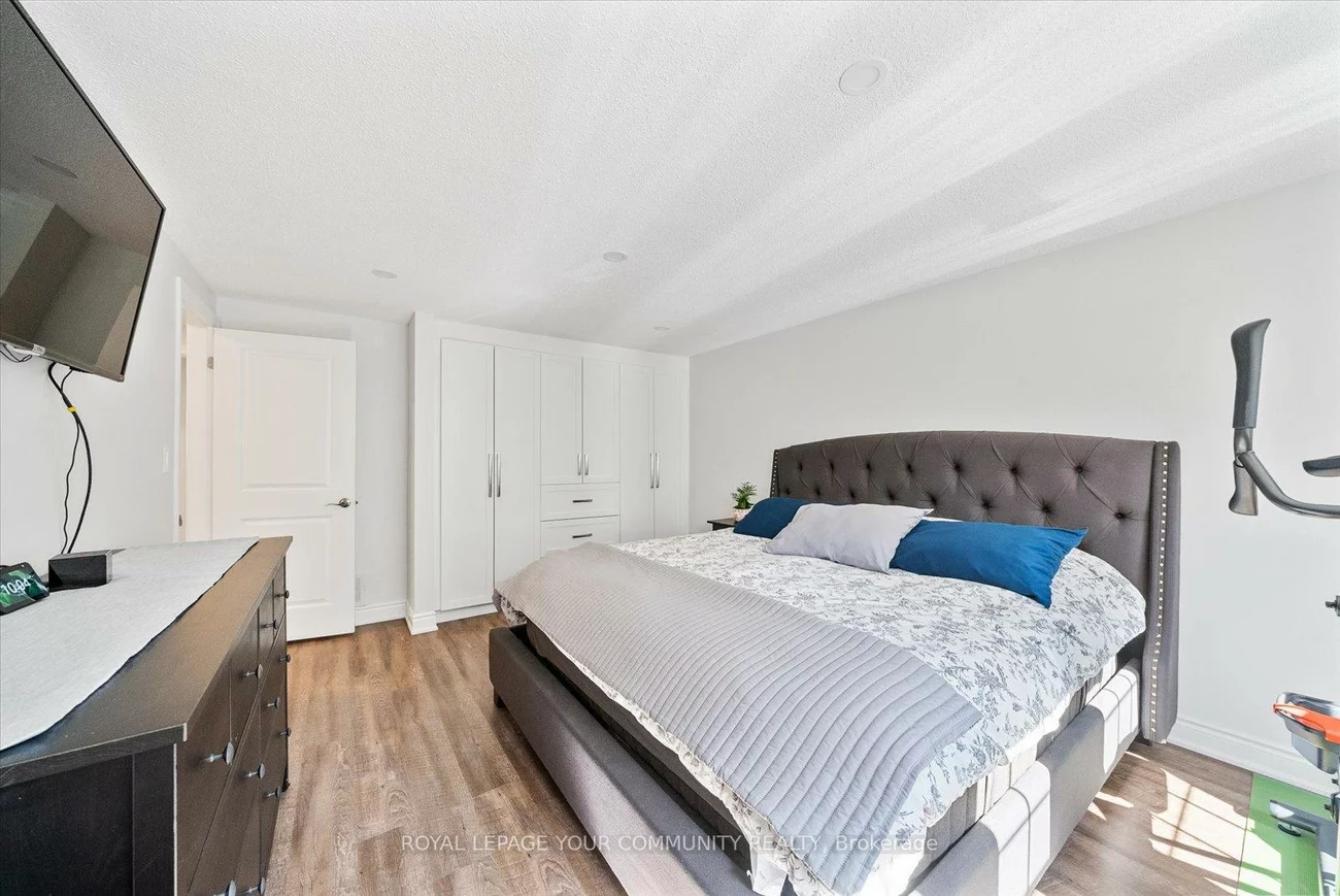 20, Sandusky, Aurora Highlands, Aurora