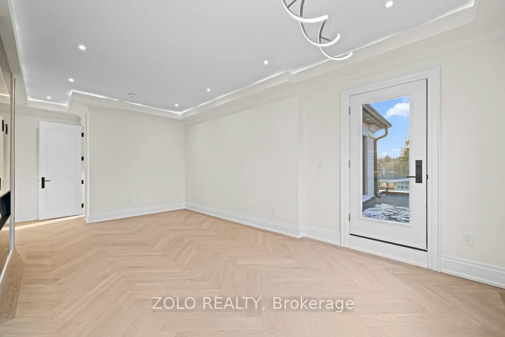 52, Child, Aurora Highlands, Aurora