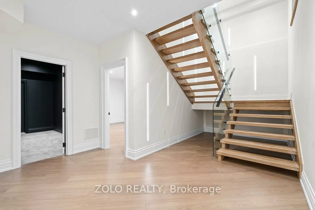 52, Child, Aurora Highlands, Aurora