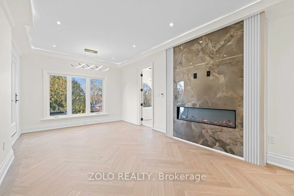 52, Child, Aurora Highlands, Aurora