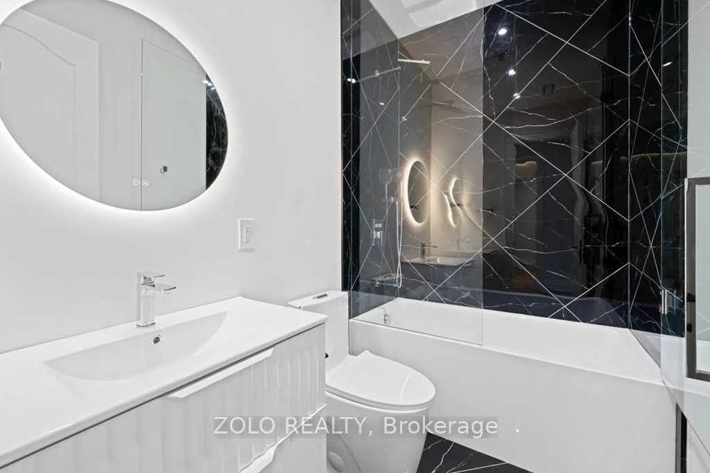 52, Child, Aurora Highlands, Aurora