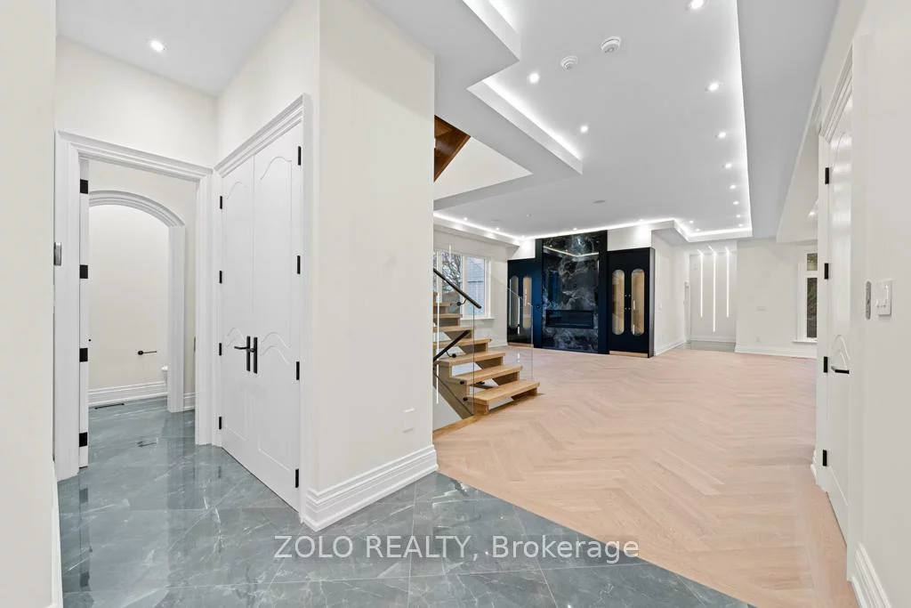 52, Child, Aurora Highlands, Aurora