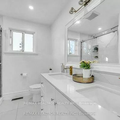 4, Boulding, Aurora Heights, Aurora