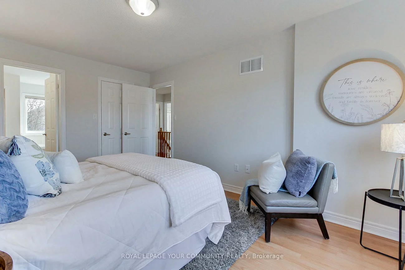 19, Chippingwood, Bayview Wellington, Aurora