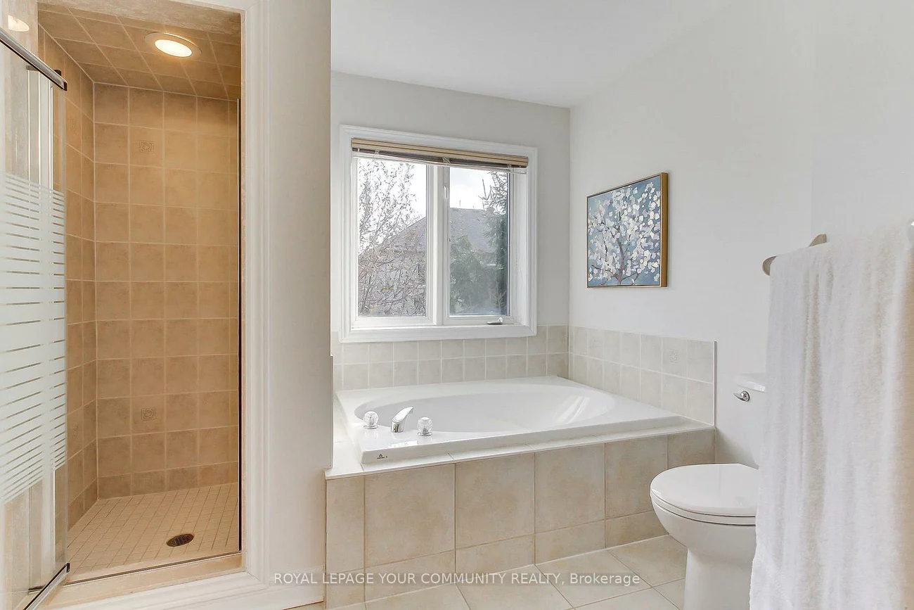 19, Chippingwood, Bayview Wellington, Aurora