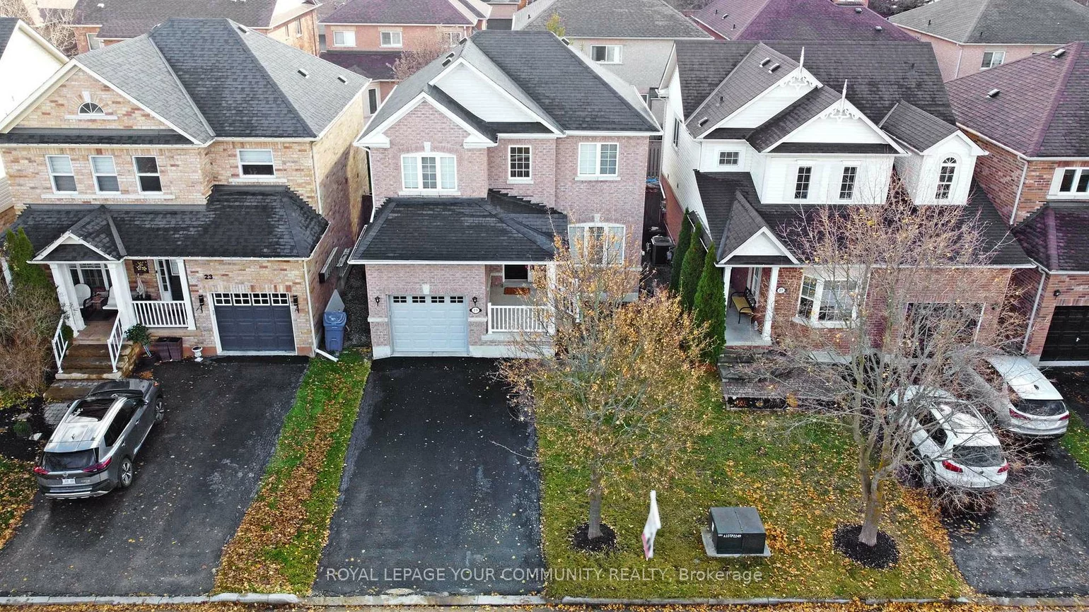 19, Chippingwood, Bayview Wellington, Aurora