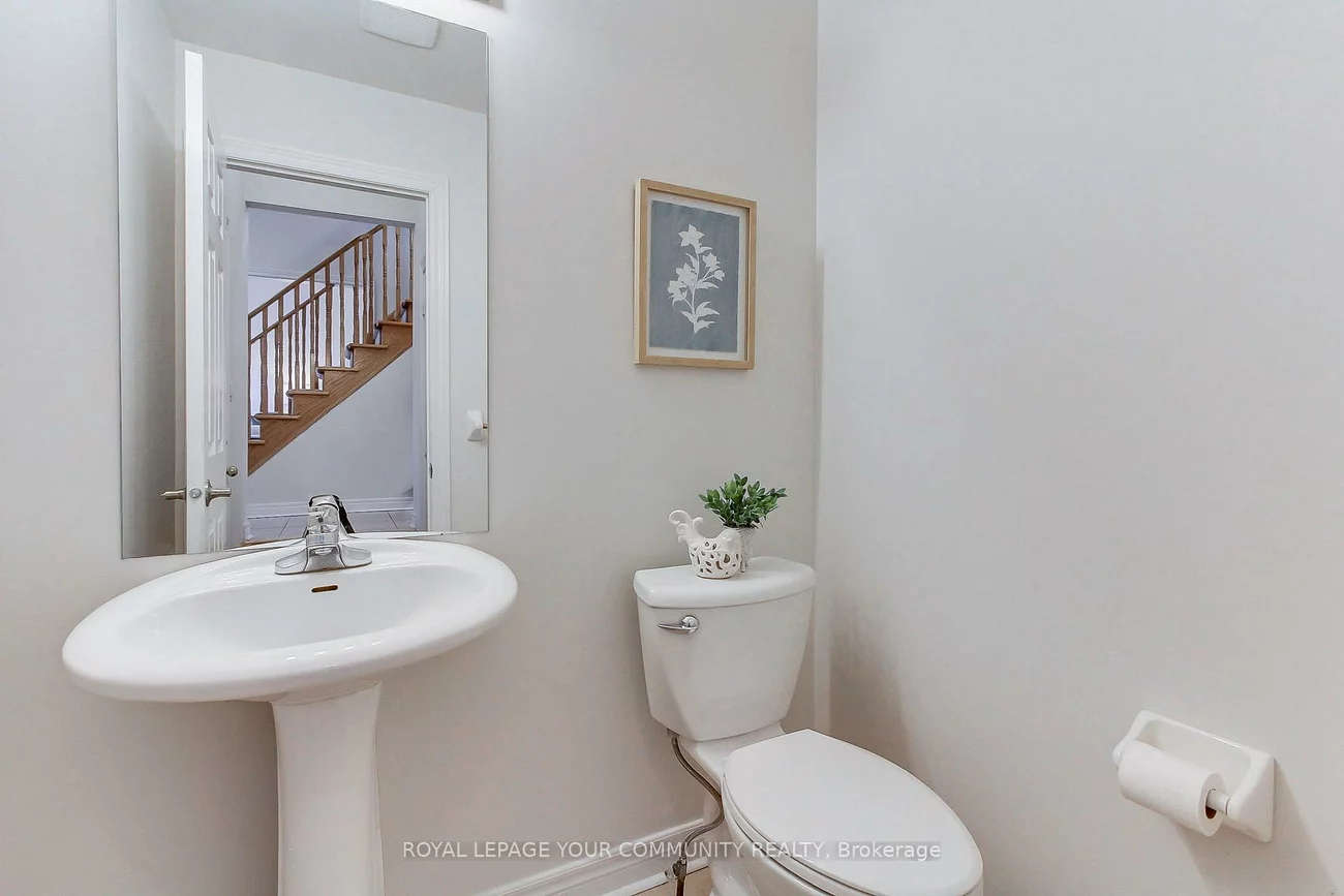 19, Chippingwood, Bayview Wellington, Aurora