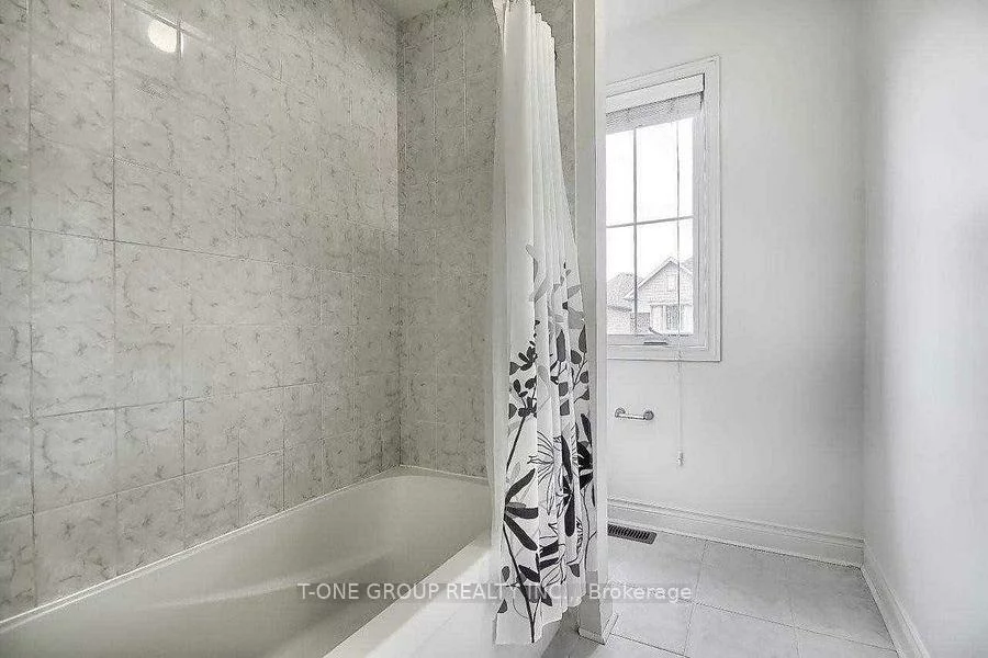 63, Ken Sinclair, Aurora Estates, Aurora